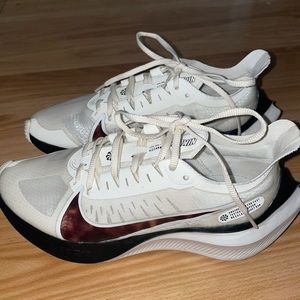 Women’s Nike Zoom Gravity